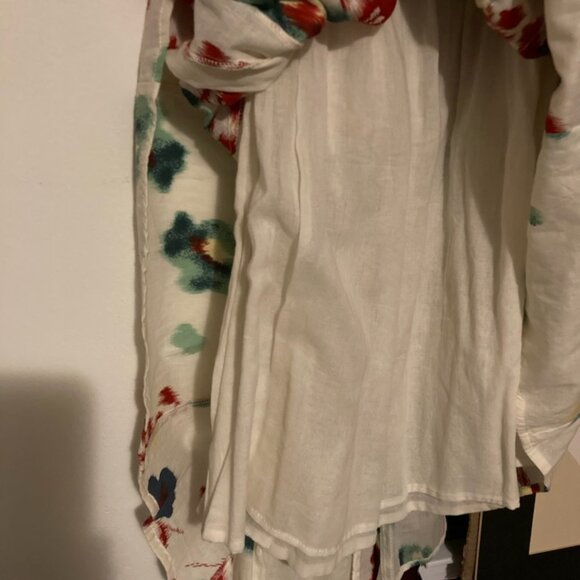 dELiA*s floral, spaghetti strap midi length dress with attached slip. Size S - Picture 2 of 4